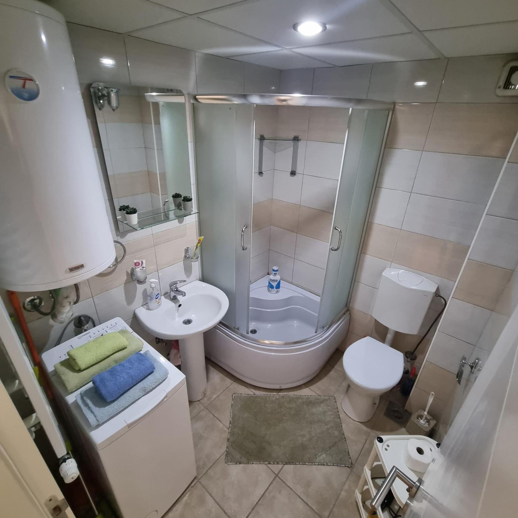 Appartement Zvezda Lux à Kruševac Extérieur photo